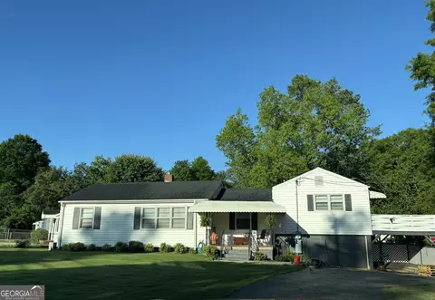 87 Youngs Mill Rd, Lagrange, GA 30241