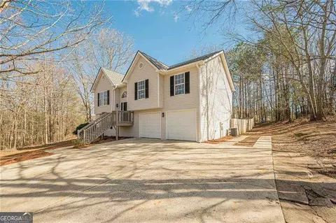156 Dogwood Glen Dr, Aragon, GA 30104