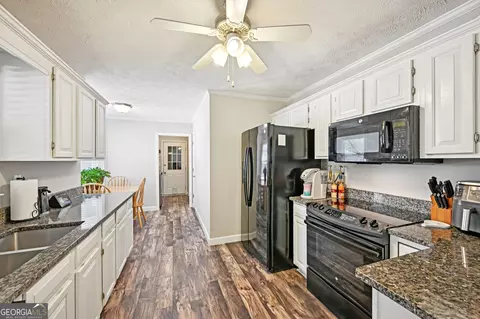 220 Trotters Walk, Covington, GA 30016 photo 10