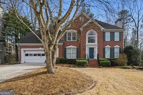 1041 Stonekirk Trce, Lawrenceville, GA 30043