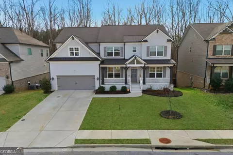 615 Henson Farm Dr, Loganville, GA 30052