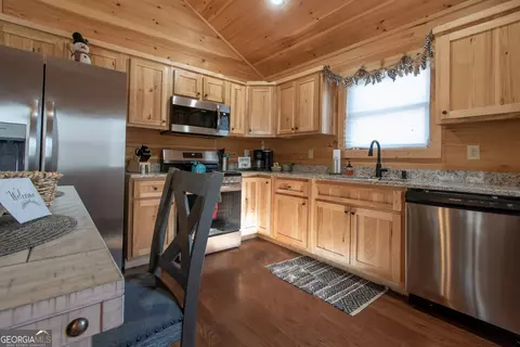 Kitchen - 132 Lanes Way, Murphy, NC 28906 photo 2 of 2