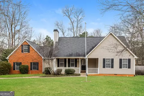 100 Rainwater Ct, Mcdonough, GA 30252