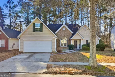1394 Stephens Pond Vw, Loganville, GA 30052