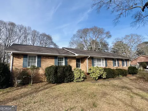 211 Clark Rd, Griffin, GA 30224