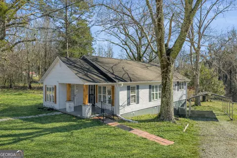 Exterior - 1203 Mize Rd, Toccoa, GA 30577 photo 1 of 9