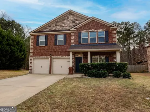Exterior - 1209 Vienna Ct, Hampton, GA 30228 photo 3 of 5