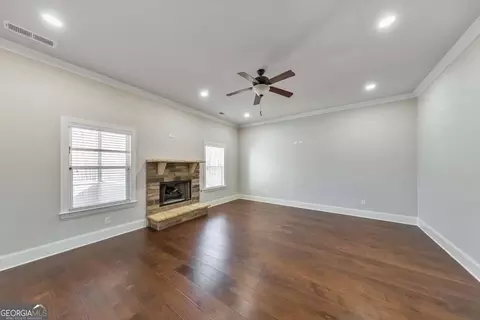 Living - 110 Sunflower St, Tyrone, GA 30290 photo 6 of 6