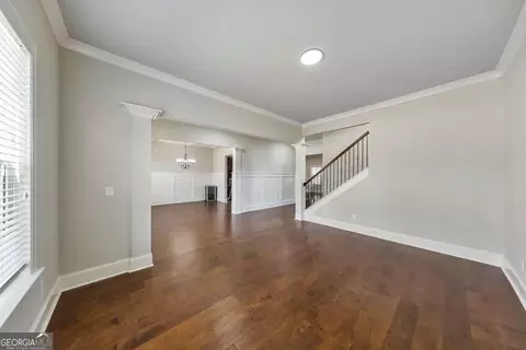 Living - 110 Sunflower St, Tyrone, GA 30290 photo 2 of 6