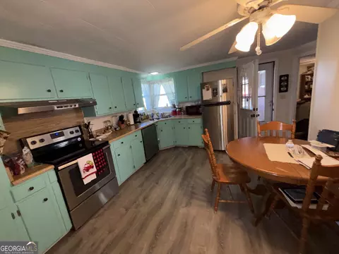 216 E Peter St, Cochran, GA 31014 photo 13