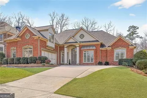 2815 Ivy Brook Ln, Buford, GA 30519