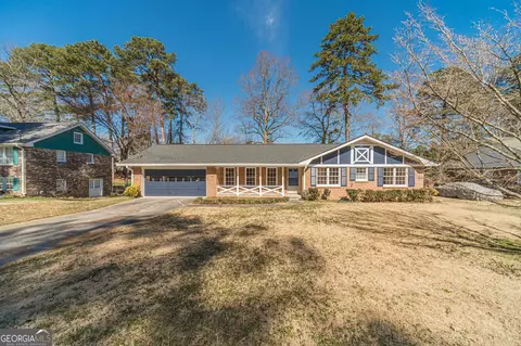 3823 Palisade Ct, Snellville, GA 30039