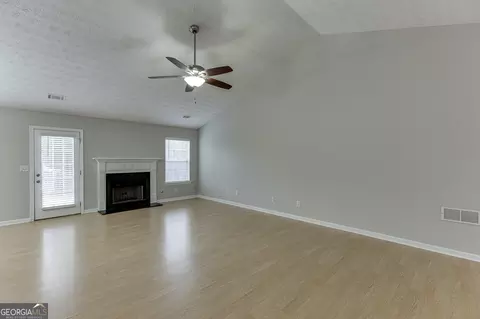 Living - 3561 Bogan Mill Rd, Buford, GA 30519 photo 3 of 7