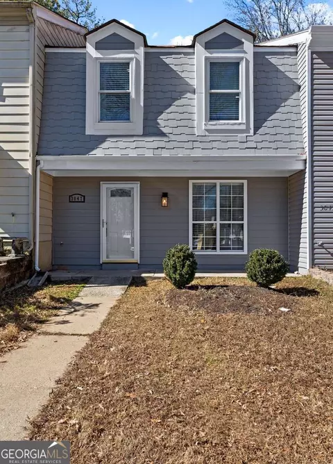 3047 Shadow Walk Ln, Tucker, GA 30084