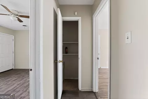 Entry Way - 2340 Prague Ct, Augusta, GA 30906 photo 3 of 6