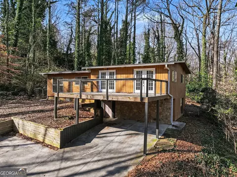 3210 Valley Bluff Dr, Atlanta, GA 30340