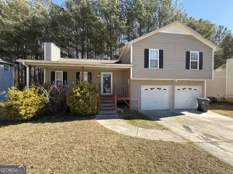 732 Newport Dr, Villa Rica, GA 30180