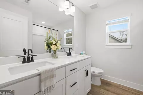 Bath - 338 Boundless Ln, Canton, GA 30114 photo 5 of 7