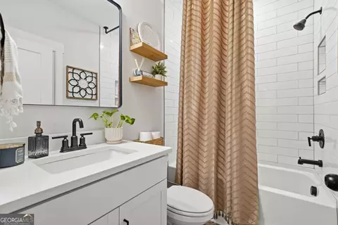 Bath - 338 Boundless Ln, Canton, GA 30114 photo 1 of 7