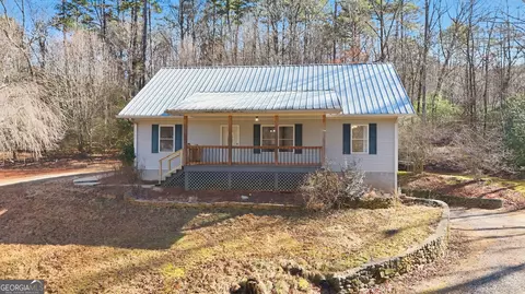 416 Liberty Creek Dr, Clarkesville, GA 30523