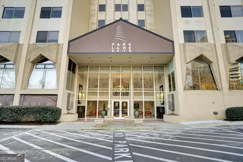2479 Peachtree Rd NE #1117, Atlanta, GA 30305