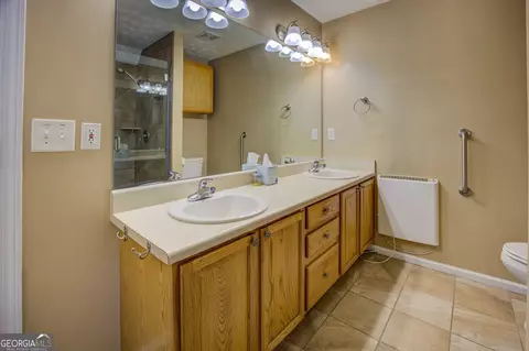 Bath - 489 Mount Mariah Rd, Covington, GA 30014 photo 1 of 3