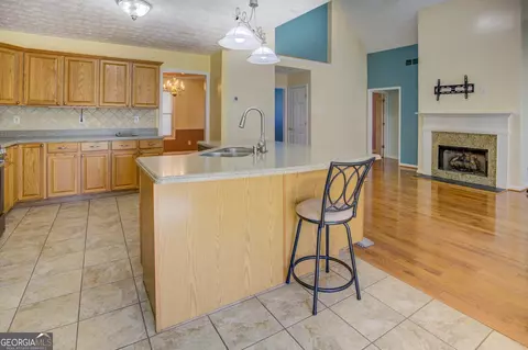 Kitchen - 489 Mount Mariah Rd, Covington, GA 30014 photo 4 of 6