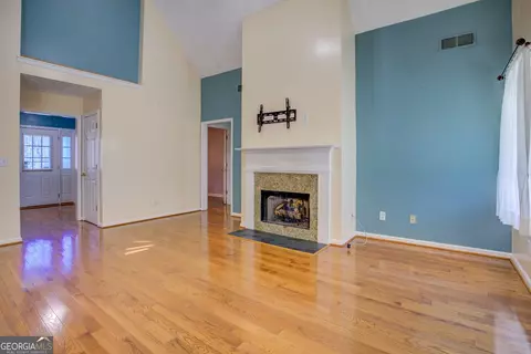 Living - 489 Mount Mariah Rd, Covington, GA 30014 photo 3 of 4