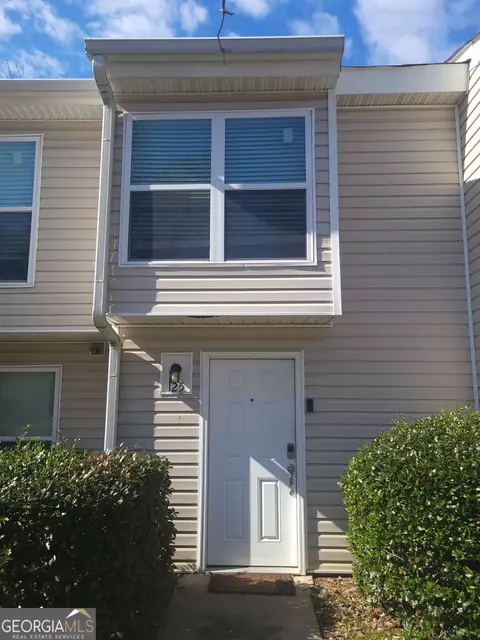 125 Governors Dr, Forest Park, GA 30297