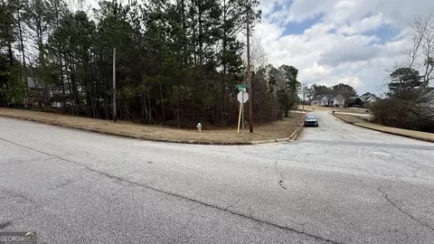 9136 Grampian Ct, Winston, GA 30187