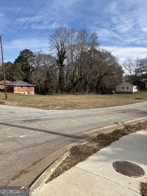 4648 Ernest Dr, Forest Park, GA 30297