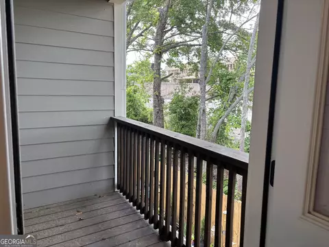 Exterior - 633 E 3rd St, Rome, GA 30161 photo 3 of 5