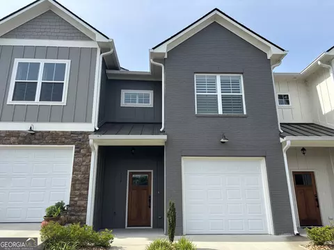 633 E 3rd St, Rome, GA 30161