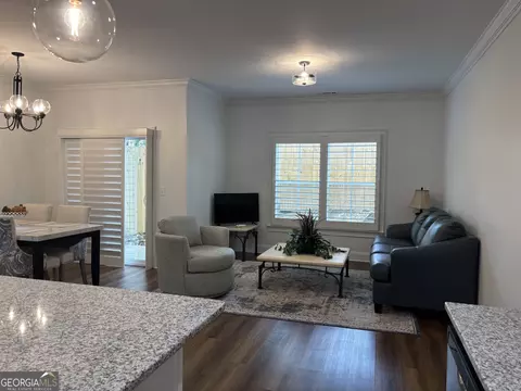 Living - 633 E 3rd St, Rome, GA 30161 photo 1 of 1
