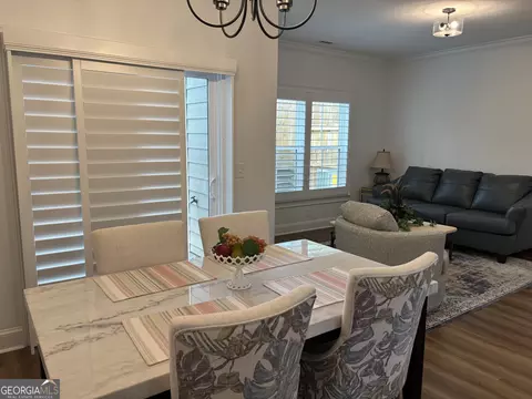 Dining - 633 E 3rd St, Rome, GA 30161 photo 1 of 2