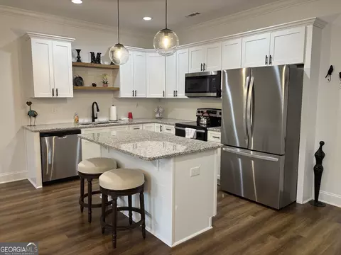 Kitchen - 633 E 3rd St, Rome, GA 30161 photo 1 of 3