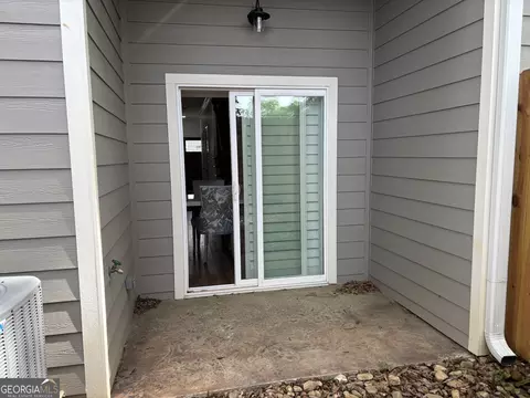 Exterior - 633 E 3rd St, Rome, GA 30161 photo 4 of 5