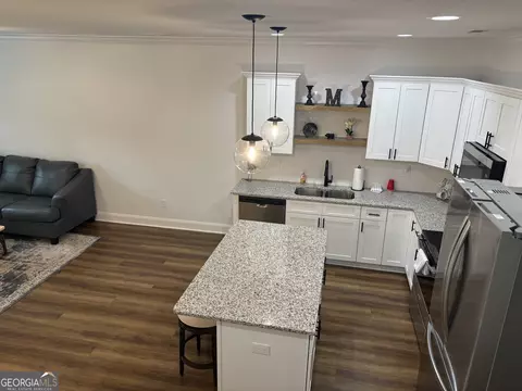 Kitchen - 633 E 3rd St, Rome, GA 30161 photo 3 of 3