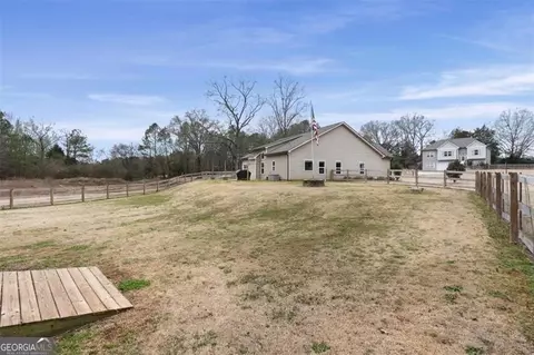 Exterior - 105 Cottage Way, Euharlee, GA 30145 photo 4 of 7