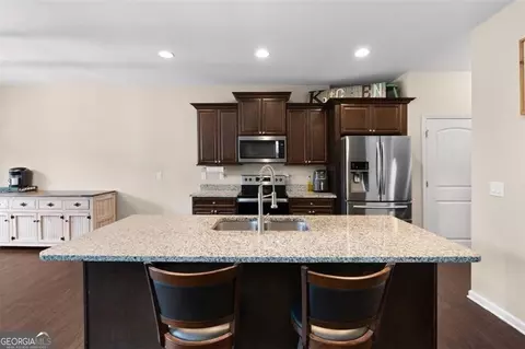 Kitchen - 105 Cottage Way, Euharlee, GA 30145 photo 1 of 2
