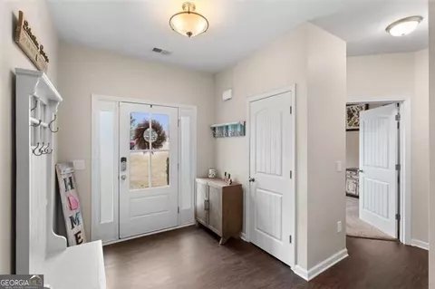 Entry Way - 105 Cottage Way, Euharlee, GA 30145 photo 2 of 7