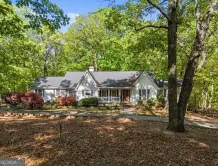 4706 Creek Wood Dr, Gainesville, GA 30507