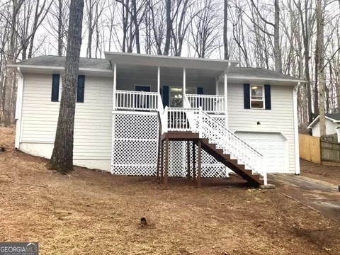 8510 Lynn Dr, Gainesville, GA 30506