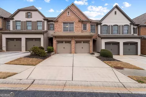 4913 Berkeley Oak Cir, Peachtree Corners, GA 30092