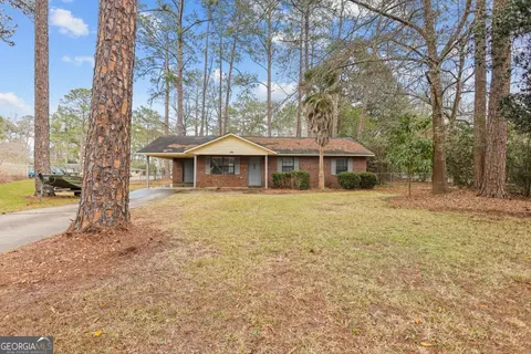 198 Greenwood St, Jesup, GA 31545