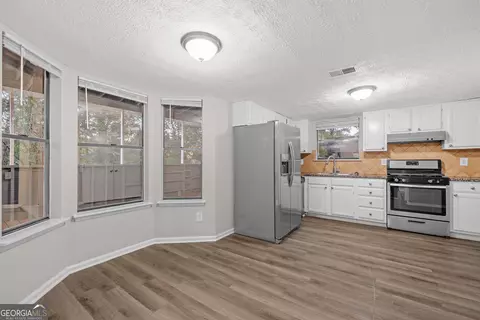 Kitchen - 6706 Bent Creek Dr, Rex, GA 30273 photo 3 of 3
