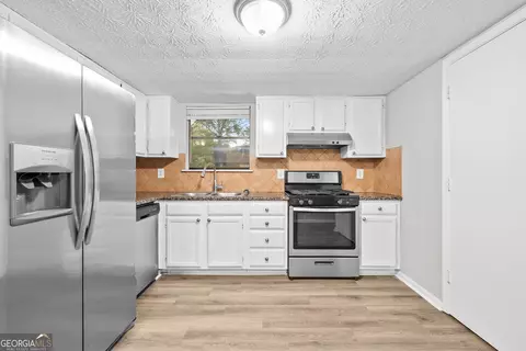 Kitchen - 6706 Bent Creek Dr, Rex, GA 30273 photo 1 of 3
