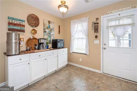 Entry Way - Undisclosed, Jasper, GA 30143 photo 4 of 4