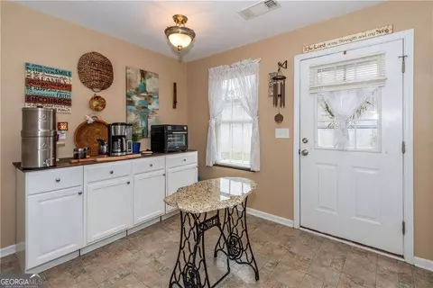 Entry Way - Undisclosed, Jasper, GA 30143 photo 2 of 4