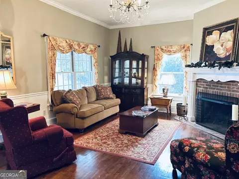 Living - 391 Yonah St, Cornelia, GA 30531 photo 1 of 2